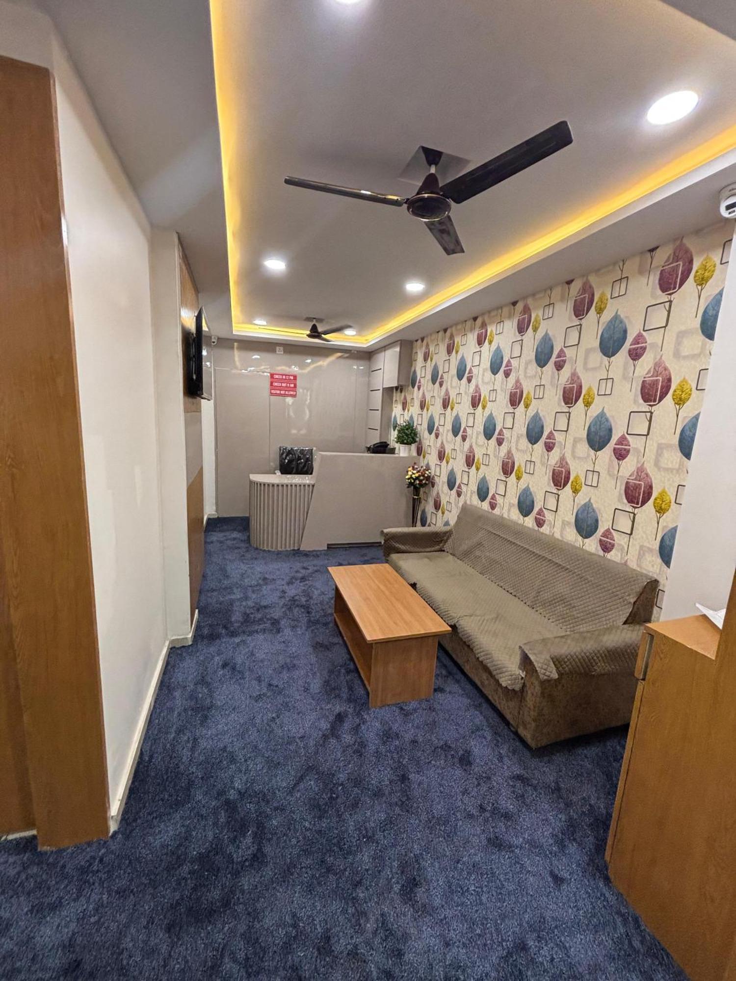 Hotel Mountain Bharuch Dış mekan fotoğraf