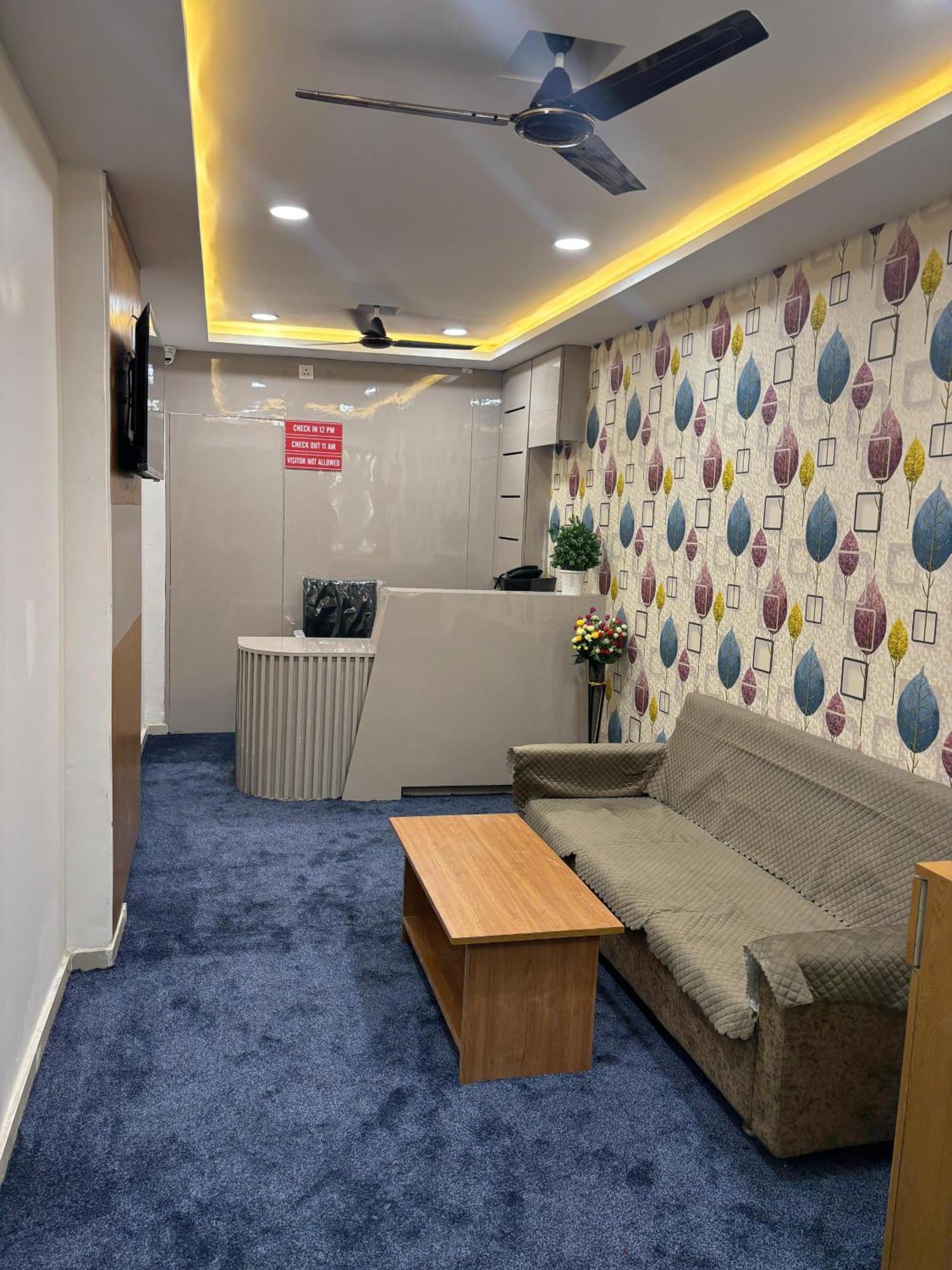 Hotel Mountain Bharuch Dış mekan fotoğraf